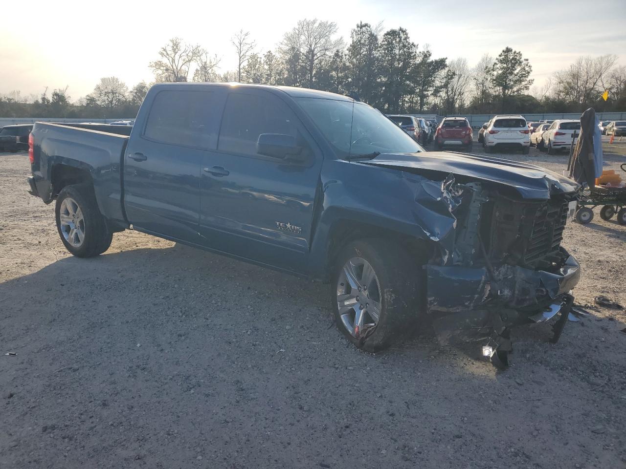 2018 CHEVROLET SILVERADO - Image 4