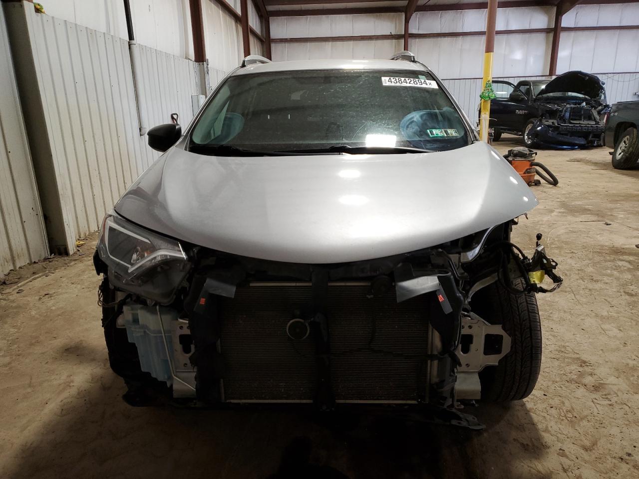 2016 TOYOTA RAV4 LE - Image 5