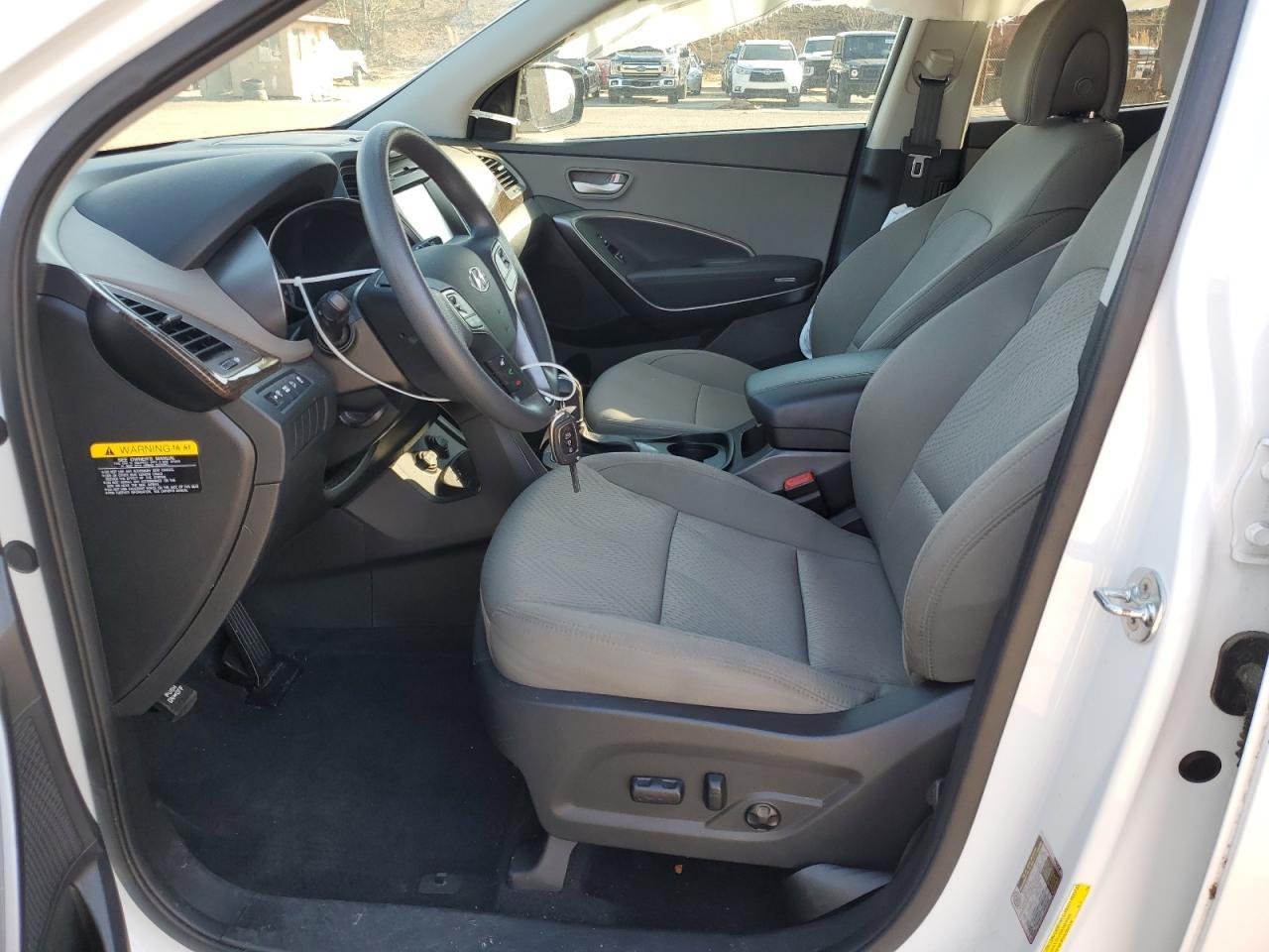 2017 HYUNDAI SANTA FE S - Image 7