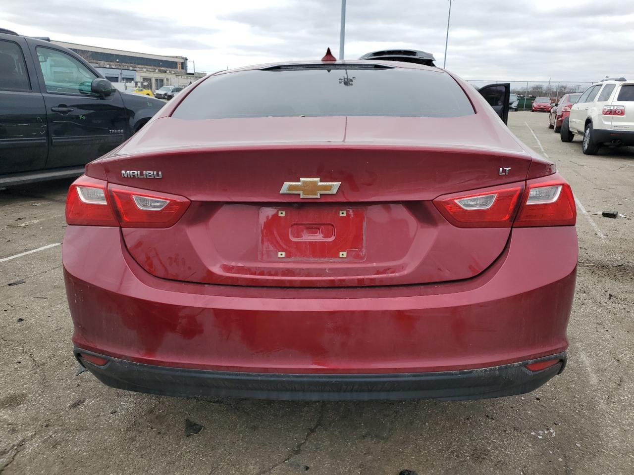 2017 CHEVROLET MALIBU LT - Фото 6