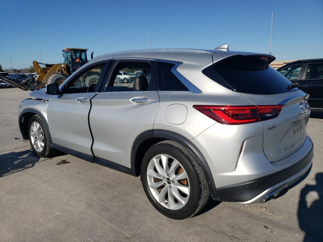 2019 INFINITI QX50 ESSEN - Image 2