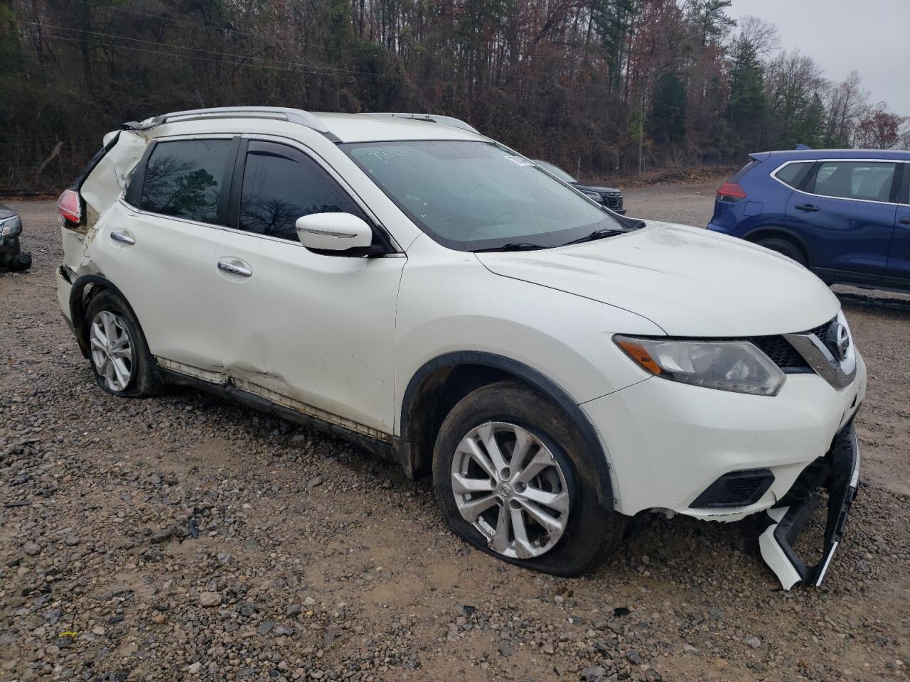 2015 NISSAN ROGUE S - Image 4