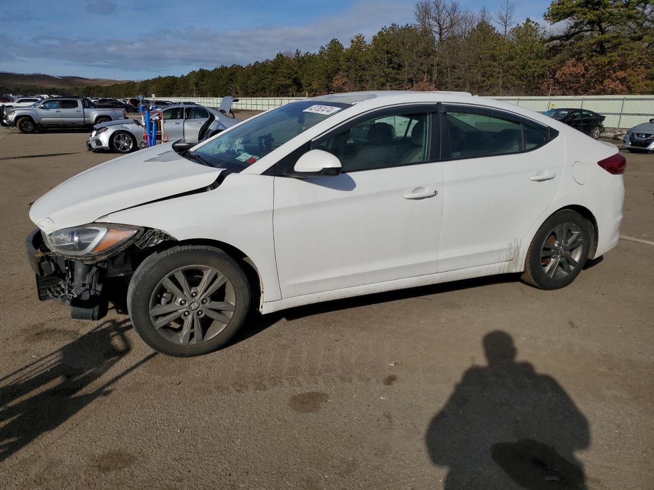 2017 HYUNDAI ELANTRA SE