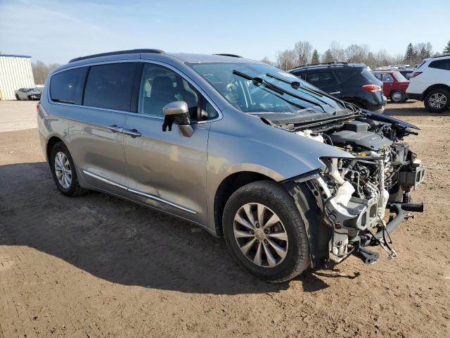 2017 Chrysler Pacifica Touring L - Фото 4