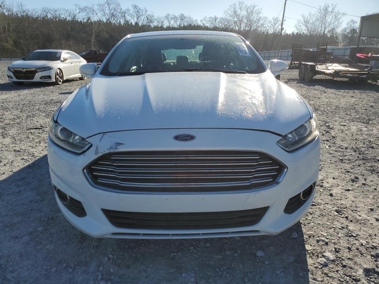 2014 FORD FUSION SE - Image 5