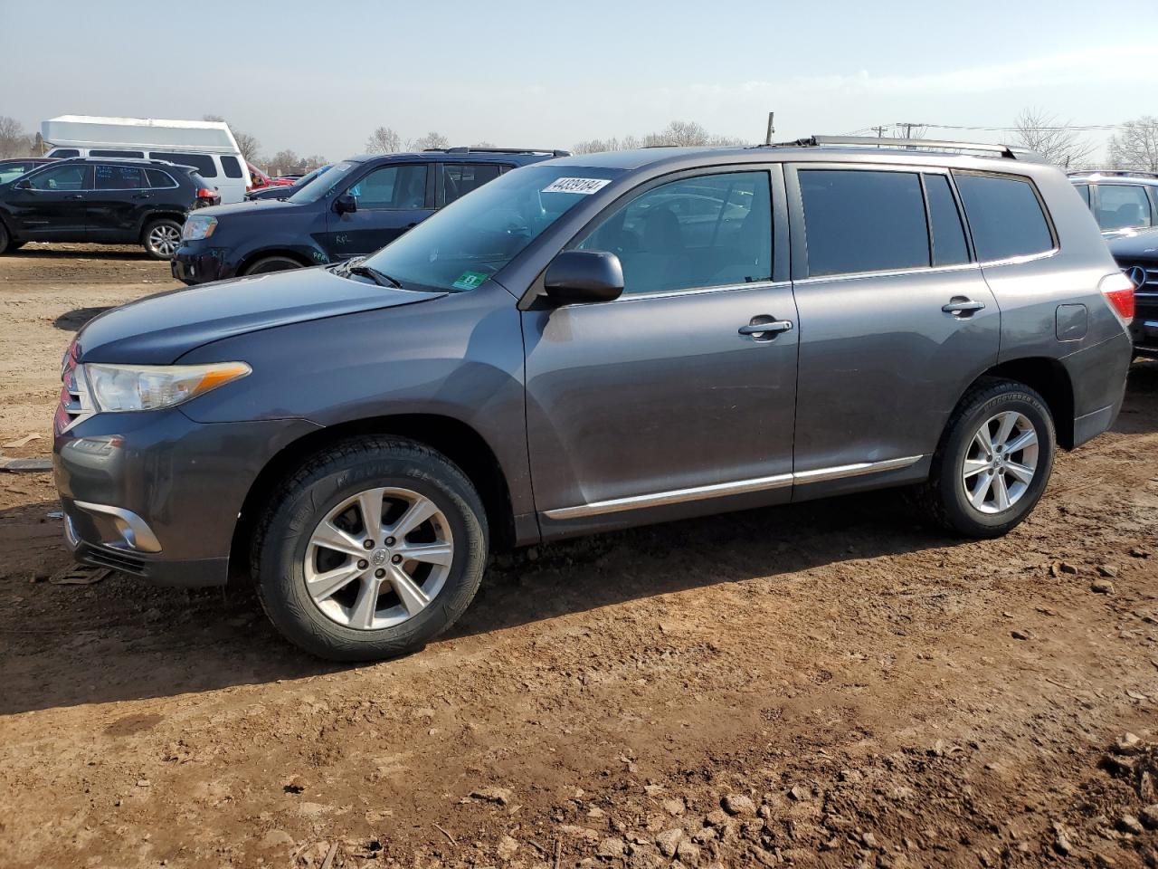 2011 TOYOTA HIGHLANDER