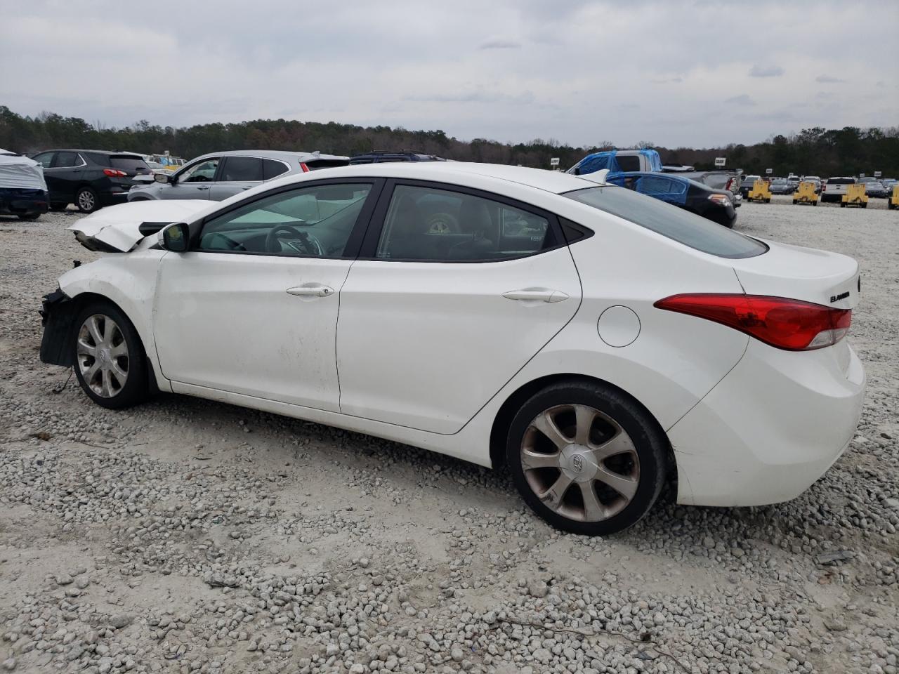 2011 HYUNDAI ELANTRA GL - Image 2