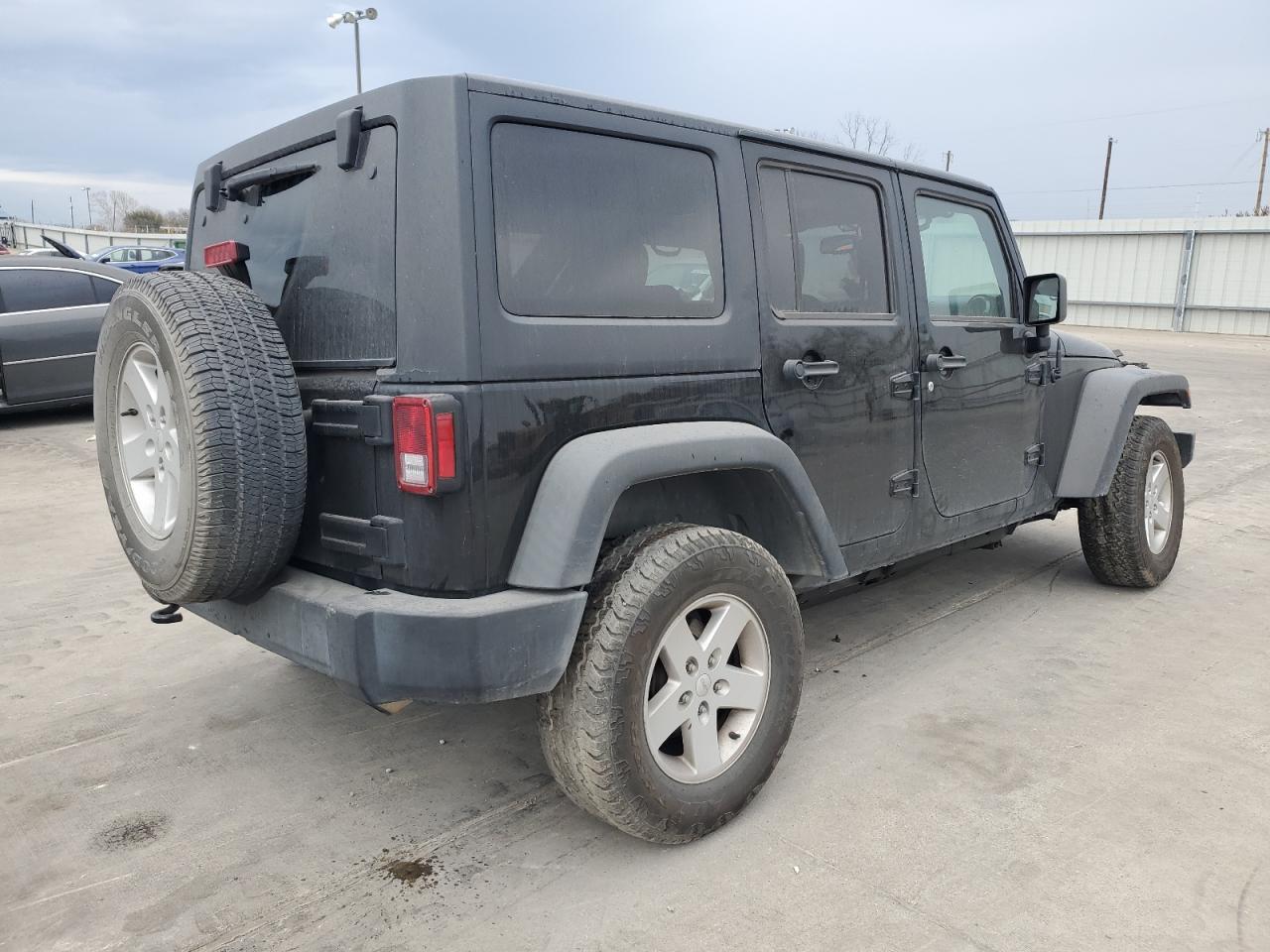 2015 JEEP WRANGLER U - Image 3