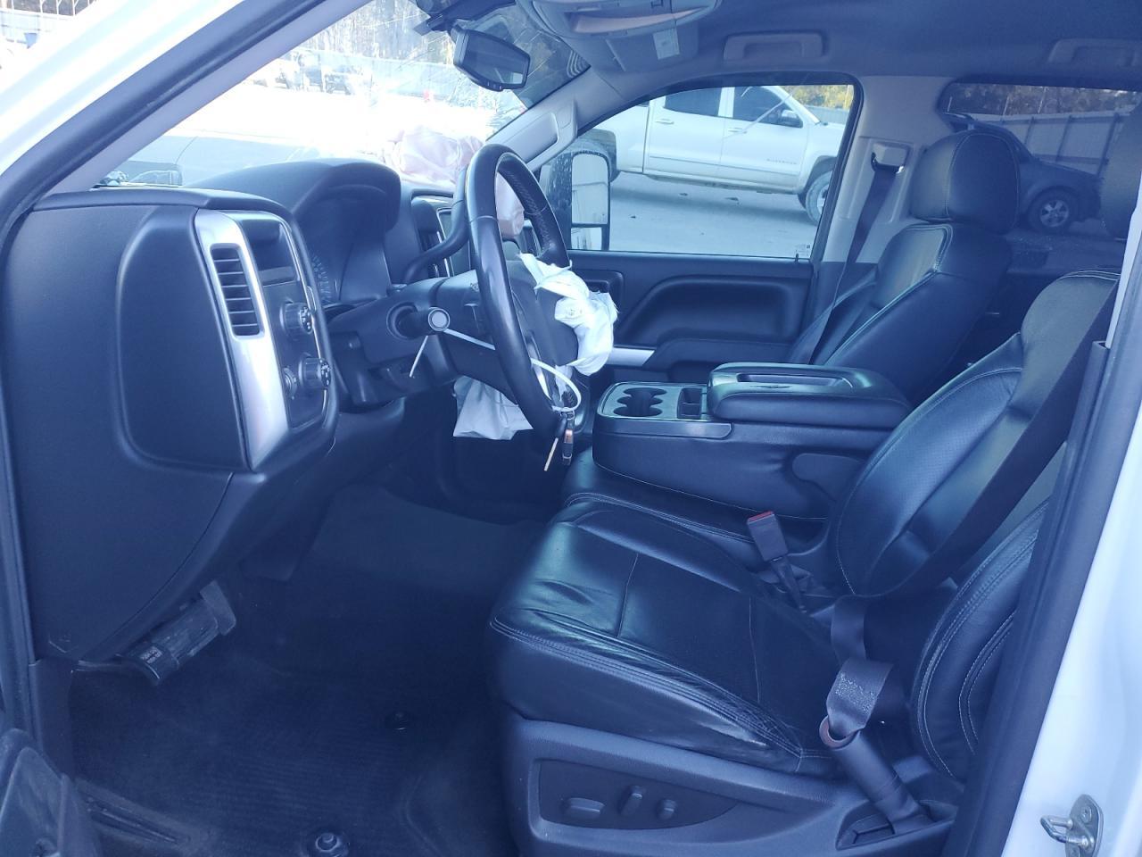 2015 CHEVROLET SILVERADO - Image 7
