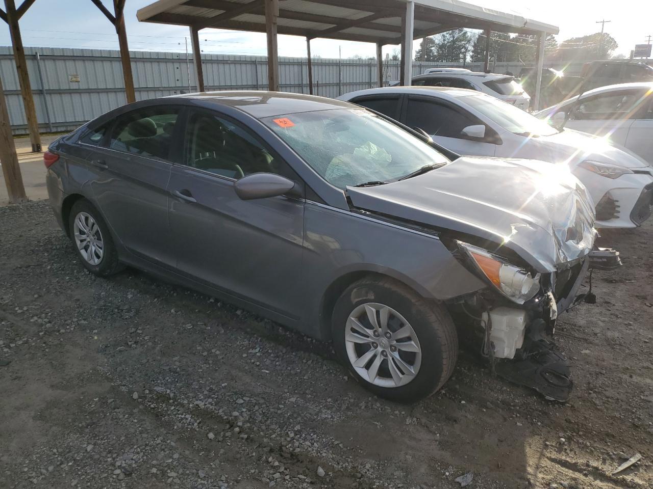 2011 HYUNDAI SONATA GLS - Image 4