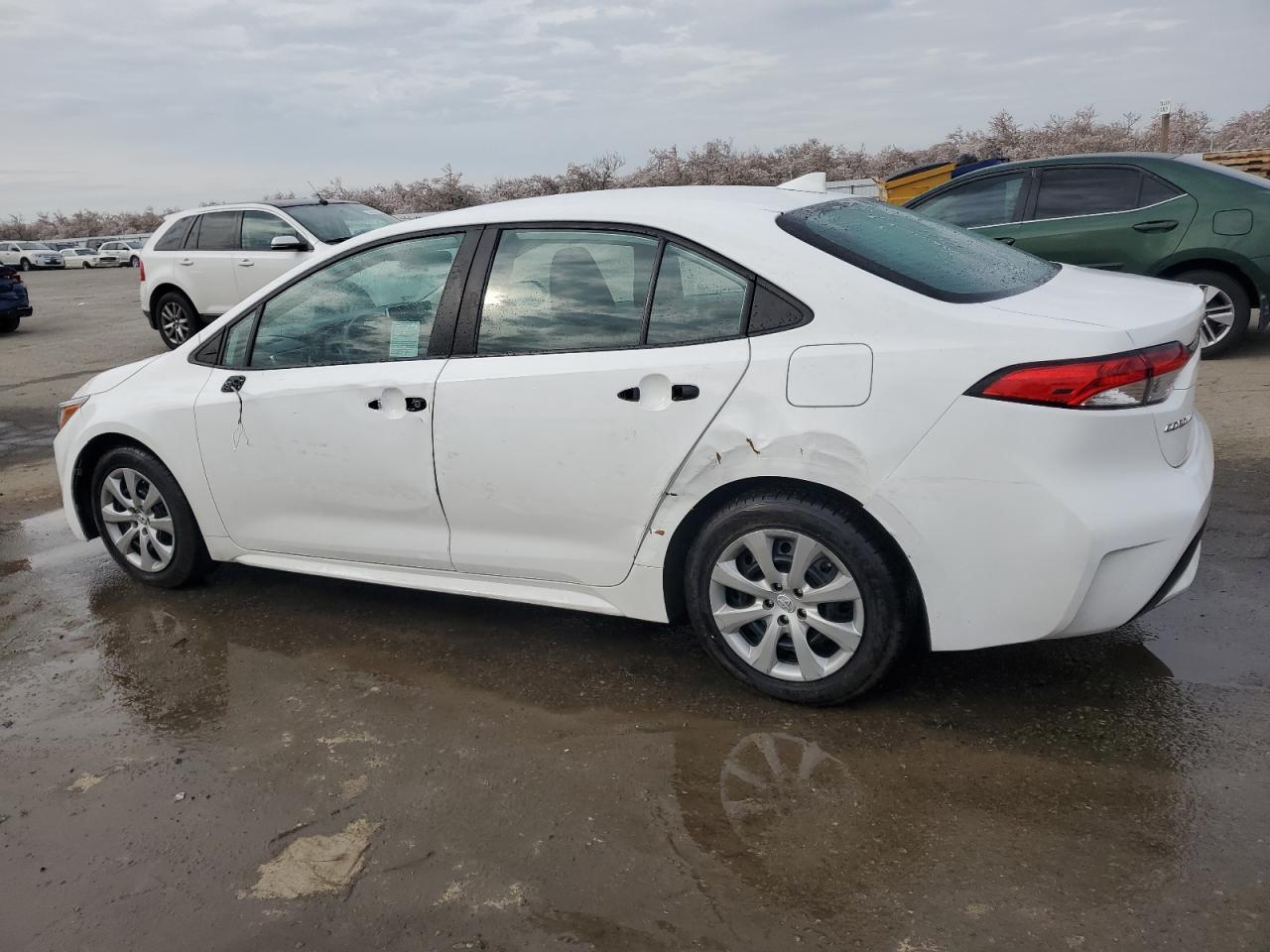 2020 TOYOTA COROLLA LE - Image 2