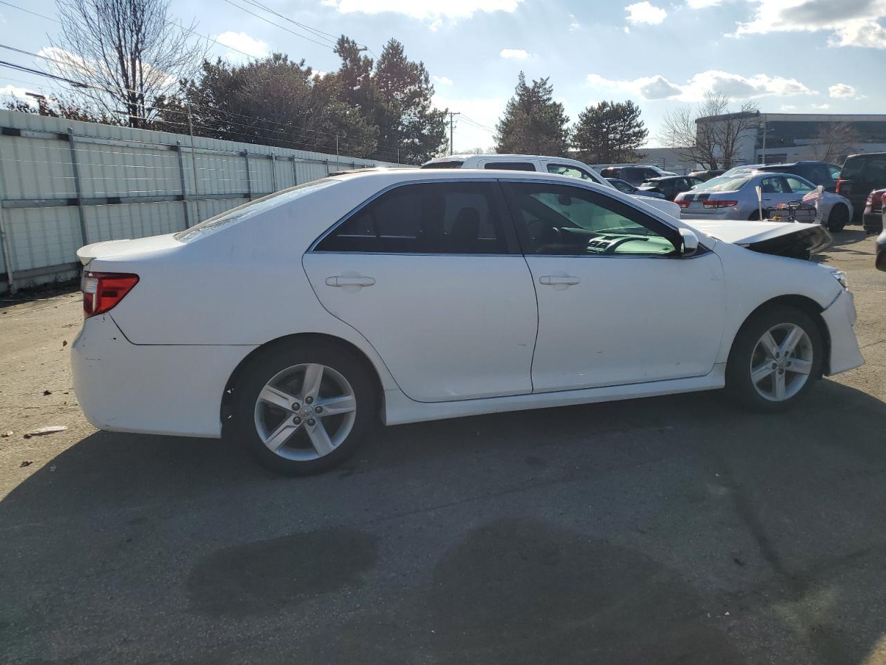 2012 TOYOTA CAMRY BASE - Фото 3