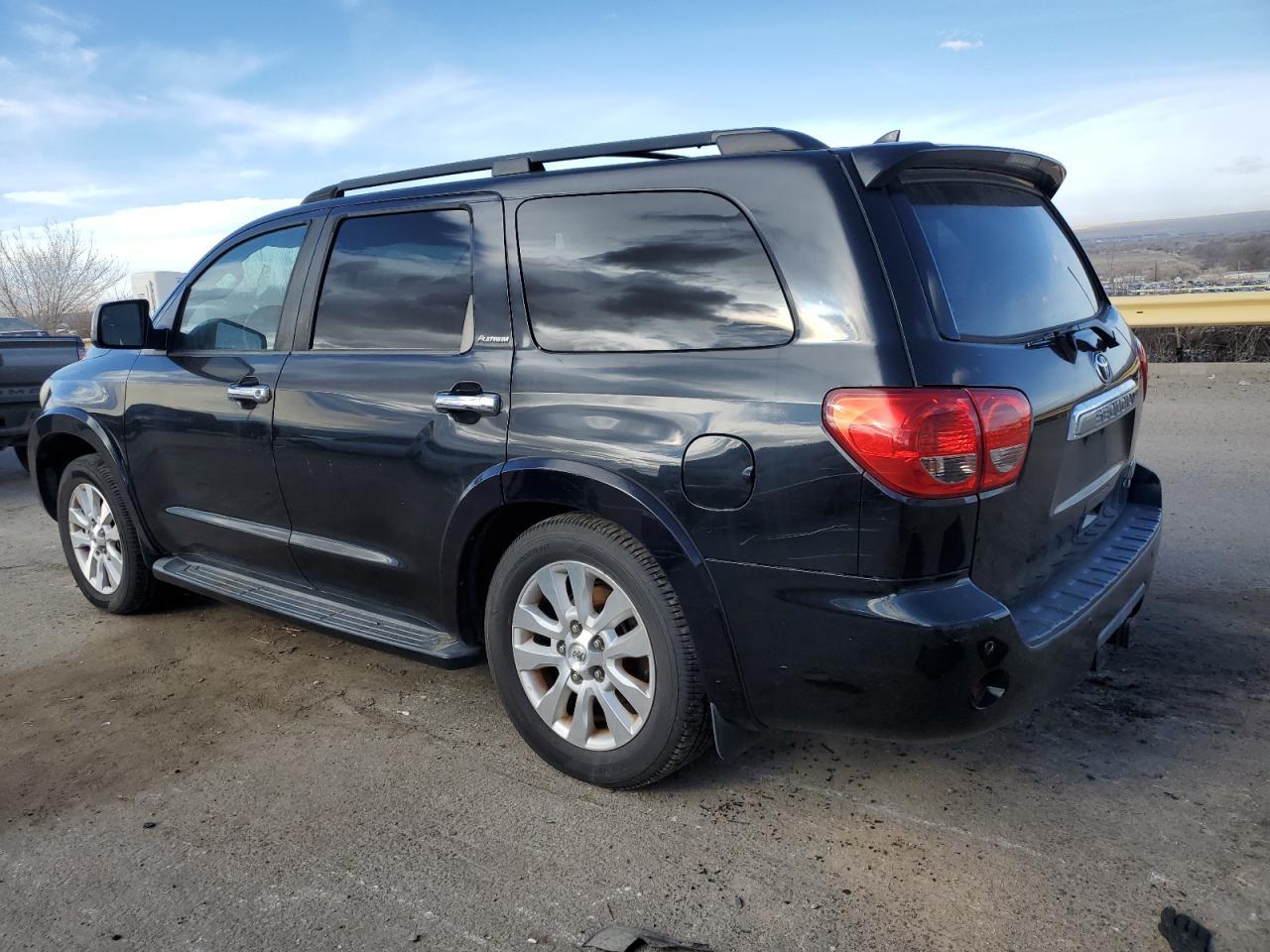 2013 TOYOTA SEQUOIA PL - Image 2