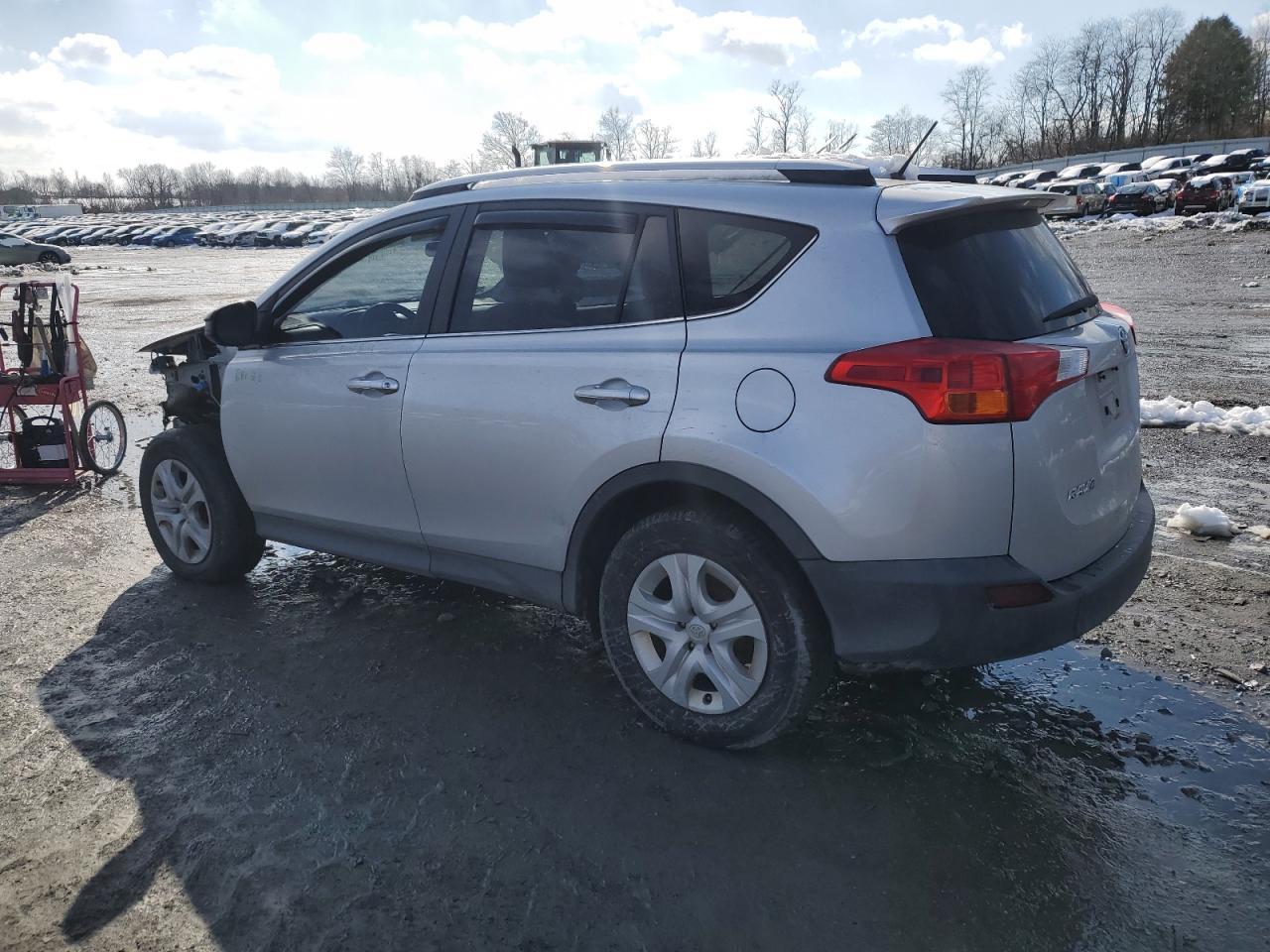 2014 TOYOTA RAV4 LE - Image 2