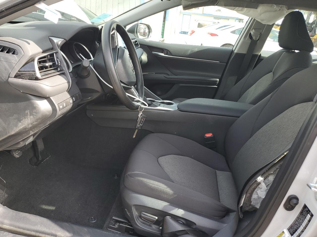 2024 TOYOTA CAMRY LE - Фото 7