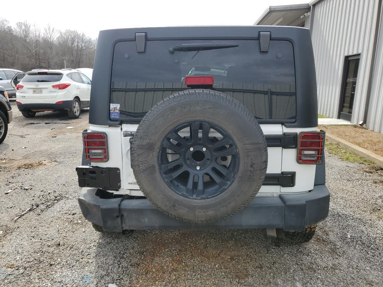 2017 JEEP WRANGLER U - Фото 6