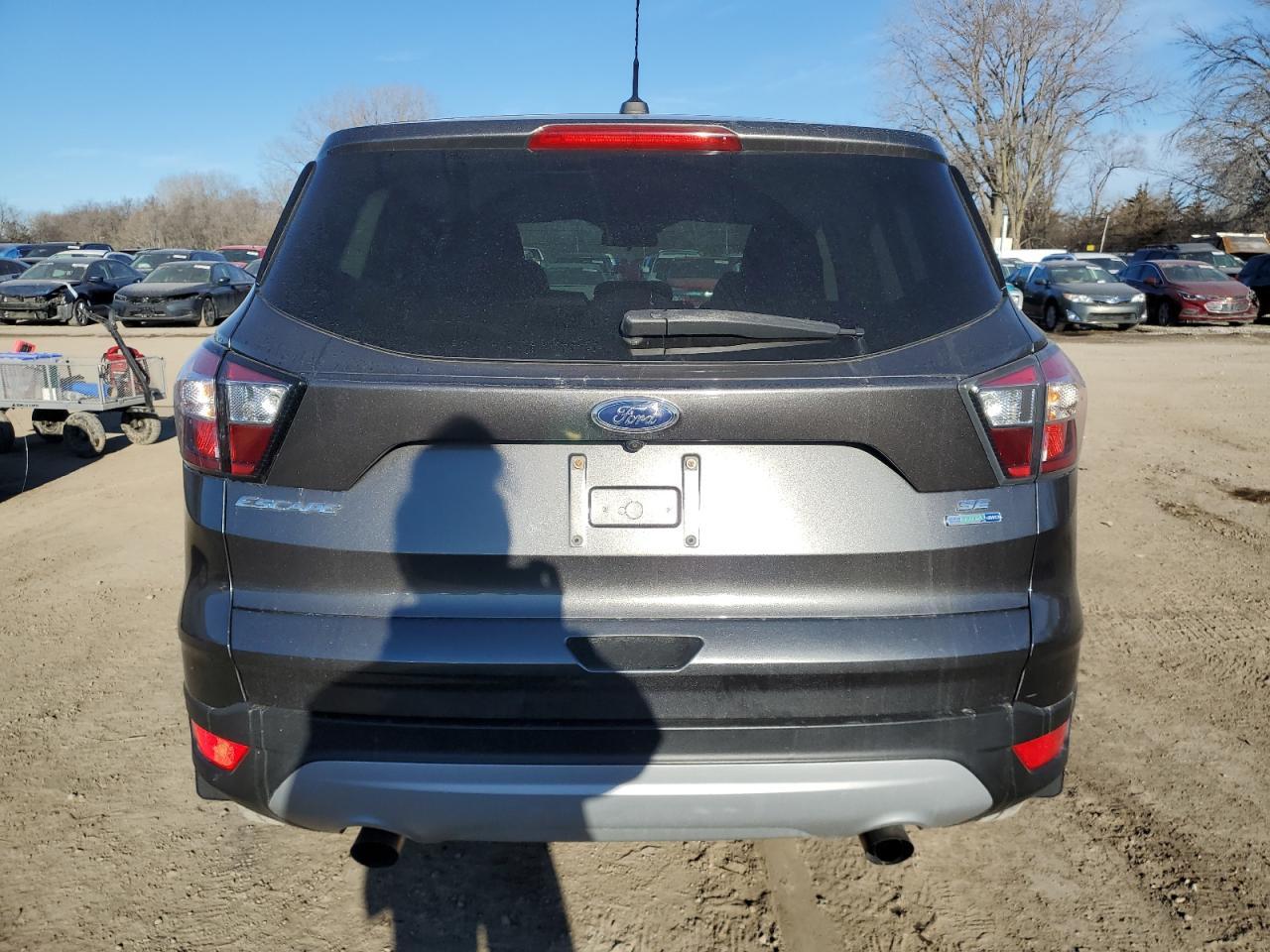2017 FORD ESCAPE SE - Фото 6