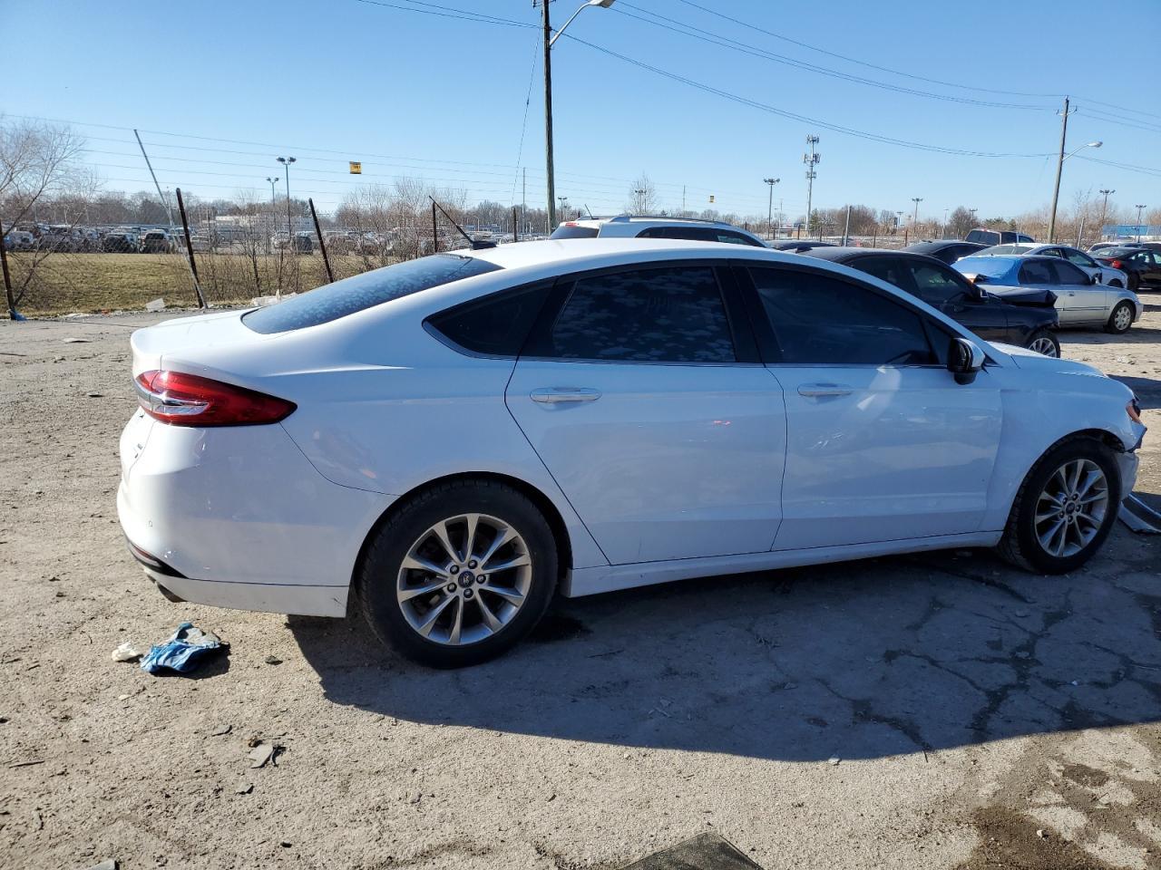 2017 FORD FUSION SE - Фото 3