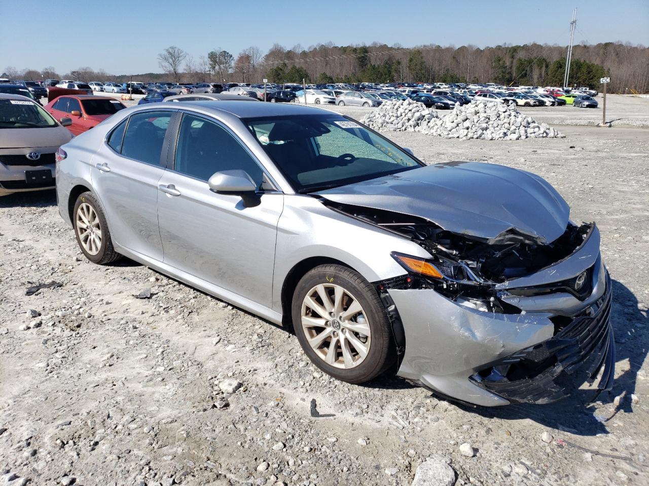 2020 TOYOTA CAMRY LE - Image 4