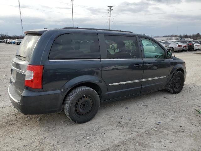 2014 Chrysler Town & Country Touring - Image 3