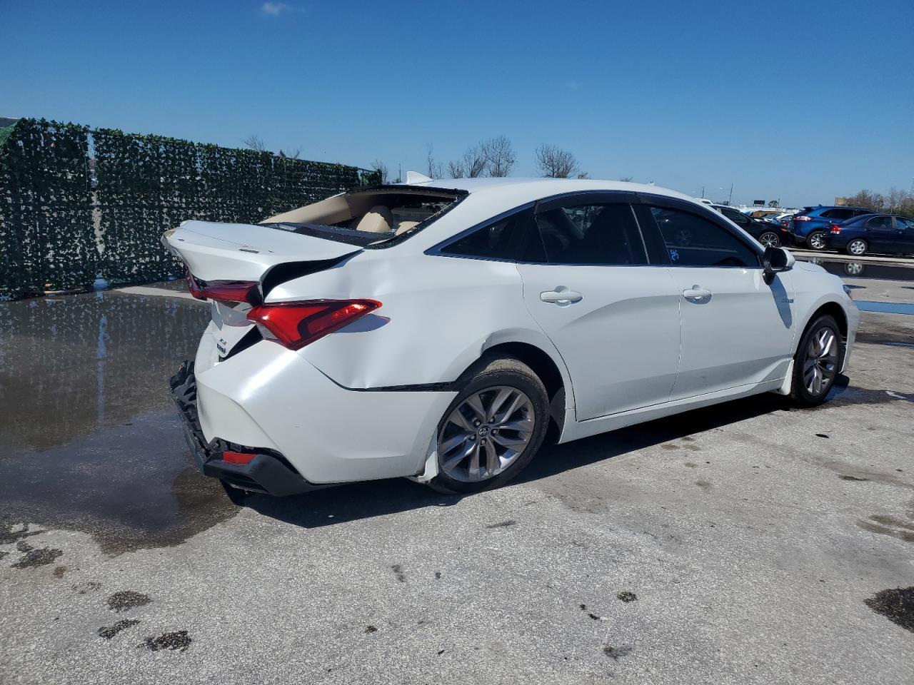 2019 TOYOTA AVALON XLE - Фото 3