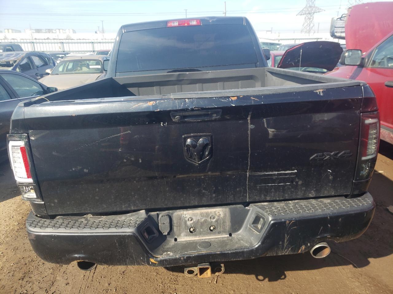 2017 RAM 1500 SPORT - Фото 6