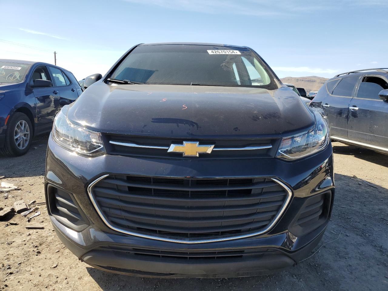 2021 CHEVROLET TRAX LS - Image 5