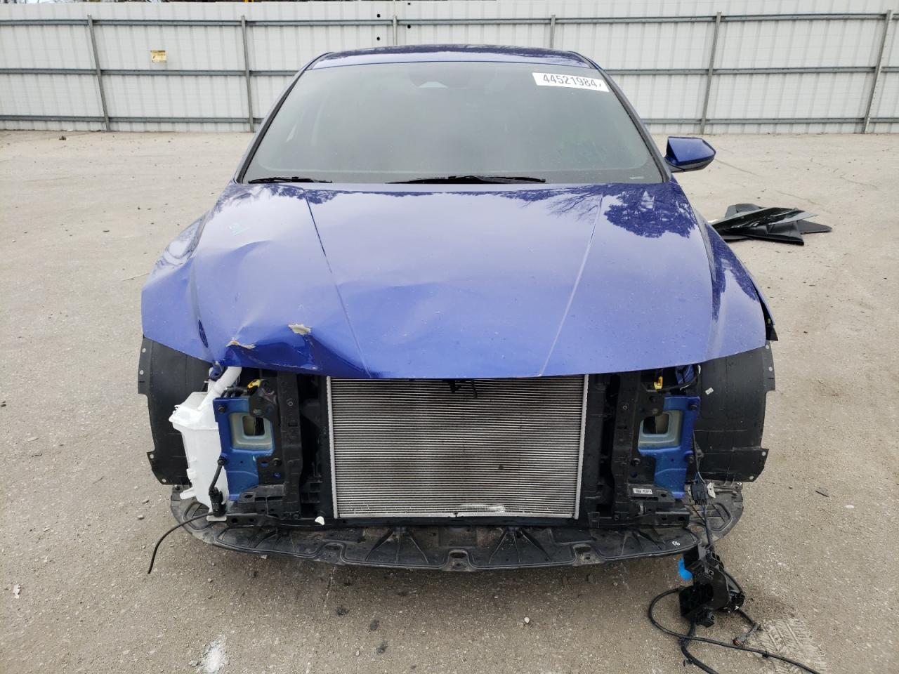 2022 HYUNDAI ELANTRA SE - Фото 5