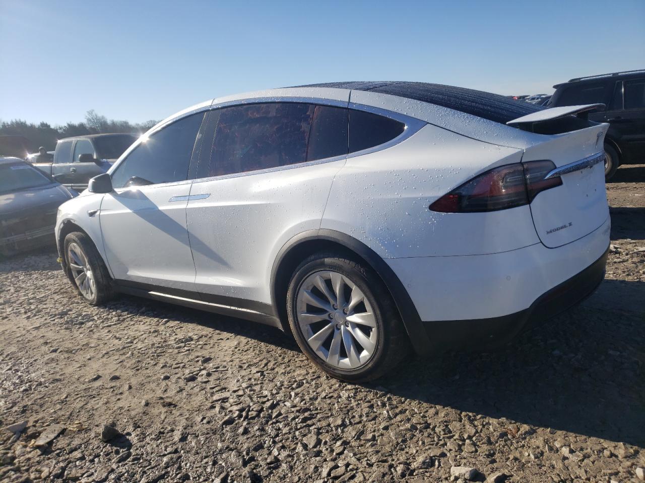 2018 TESLA MODEL X - Image 2