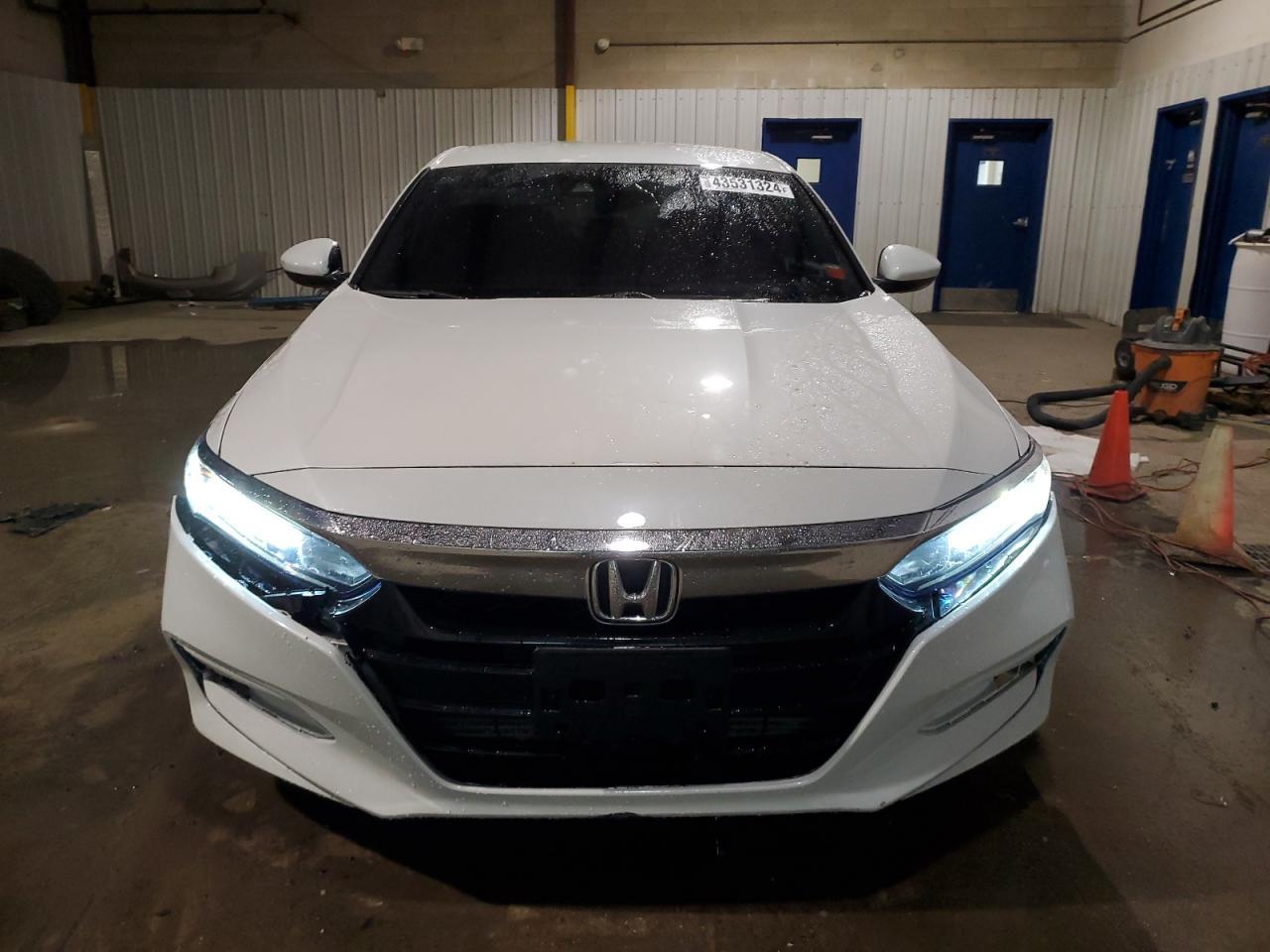 2018 HONDA ACCORD LX - Фото 5