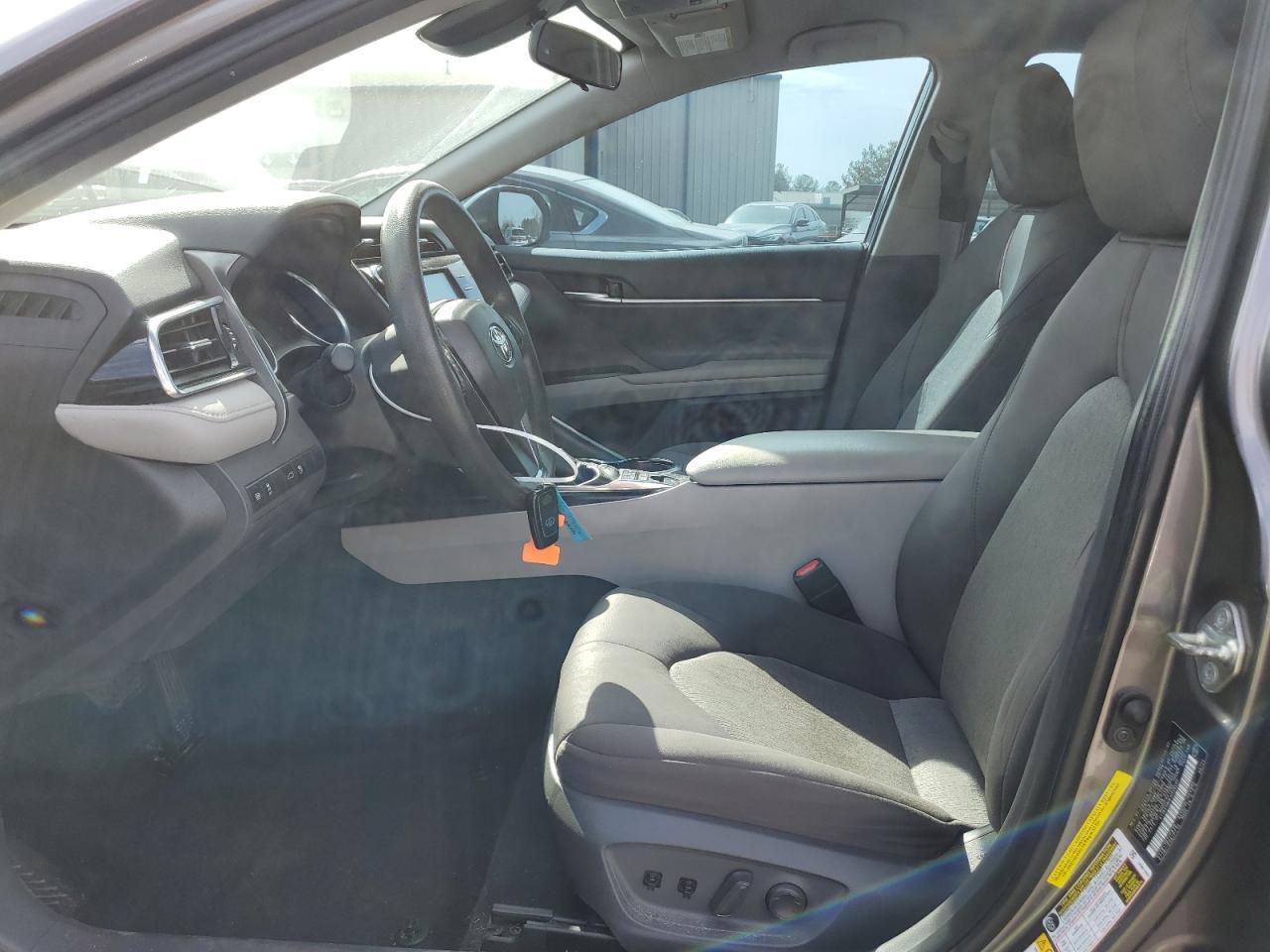 2018 TOYOTA CAMRY LE - Image 7