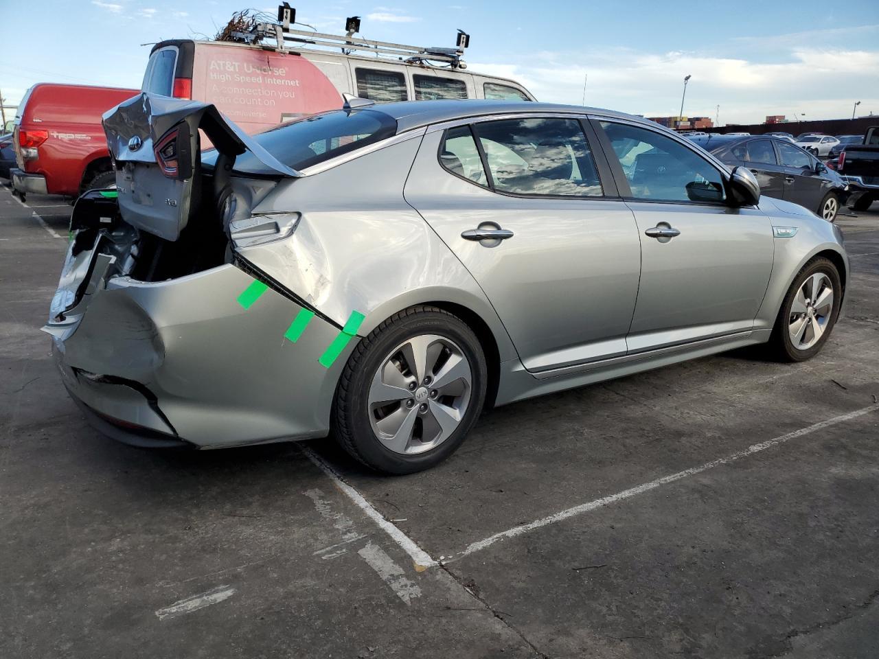 2016 KIA OPTIMA HYB - Фото 3