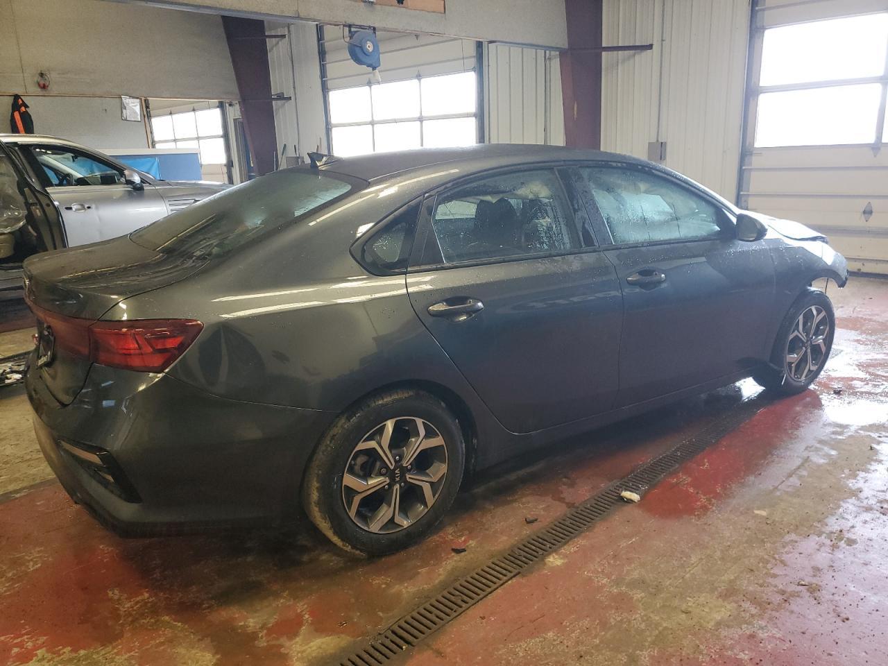 2021 KIA FORTE FE - Фото 3