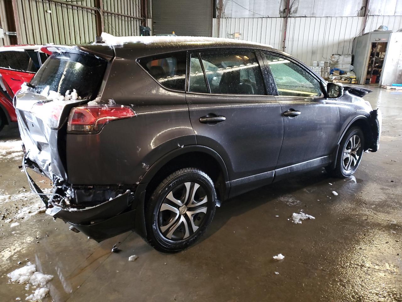 2017 TOYOTA RAV4 LE - Image 3