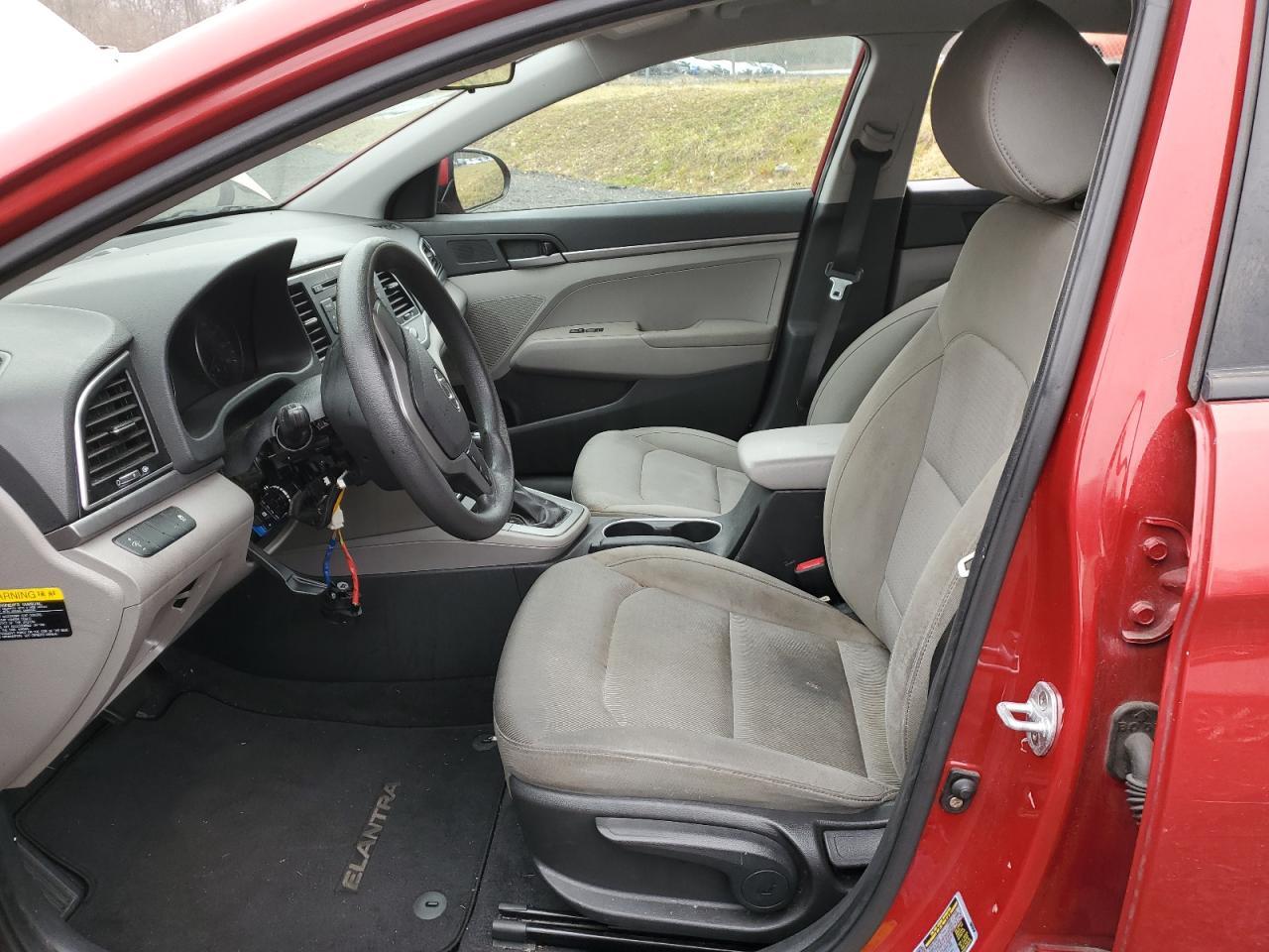 2017 HYUNDAI ELANTRA SE - Фото 7