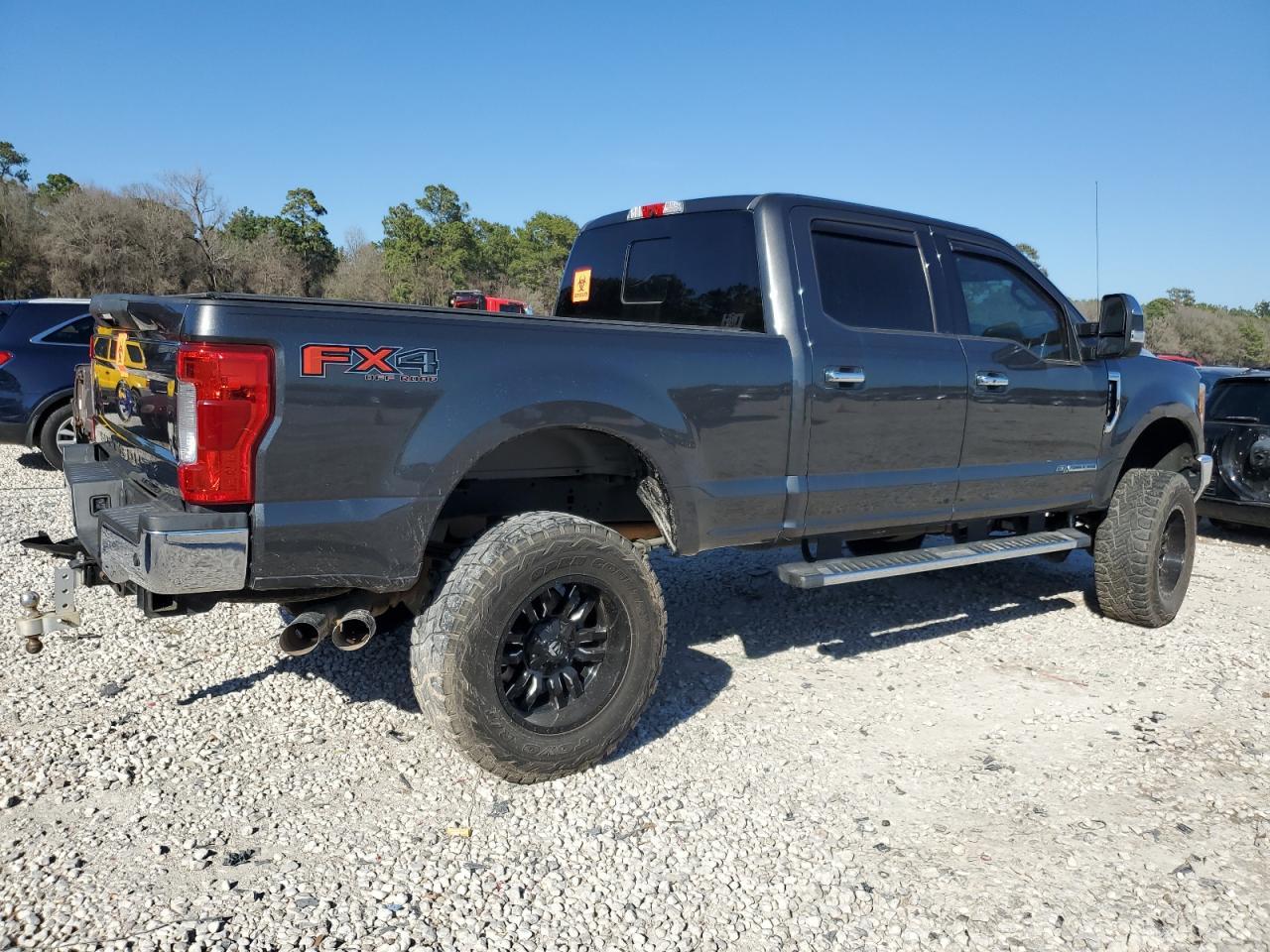 2017 FORD F250 SUPER - Image 3