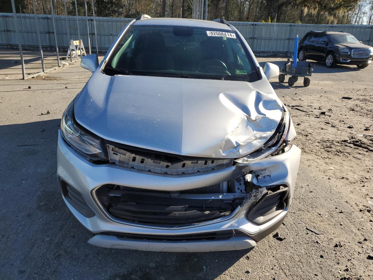 2019 CHEVROLET TRAX 1LT - Фото 5