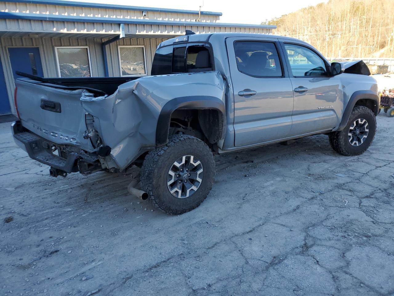 2018 TOYOTA TACOMA DOU - Image 3
