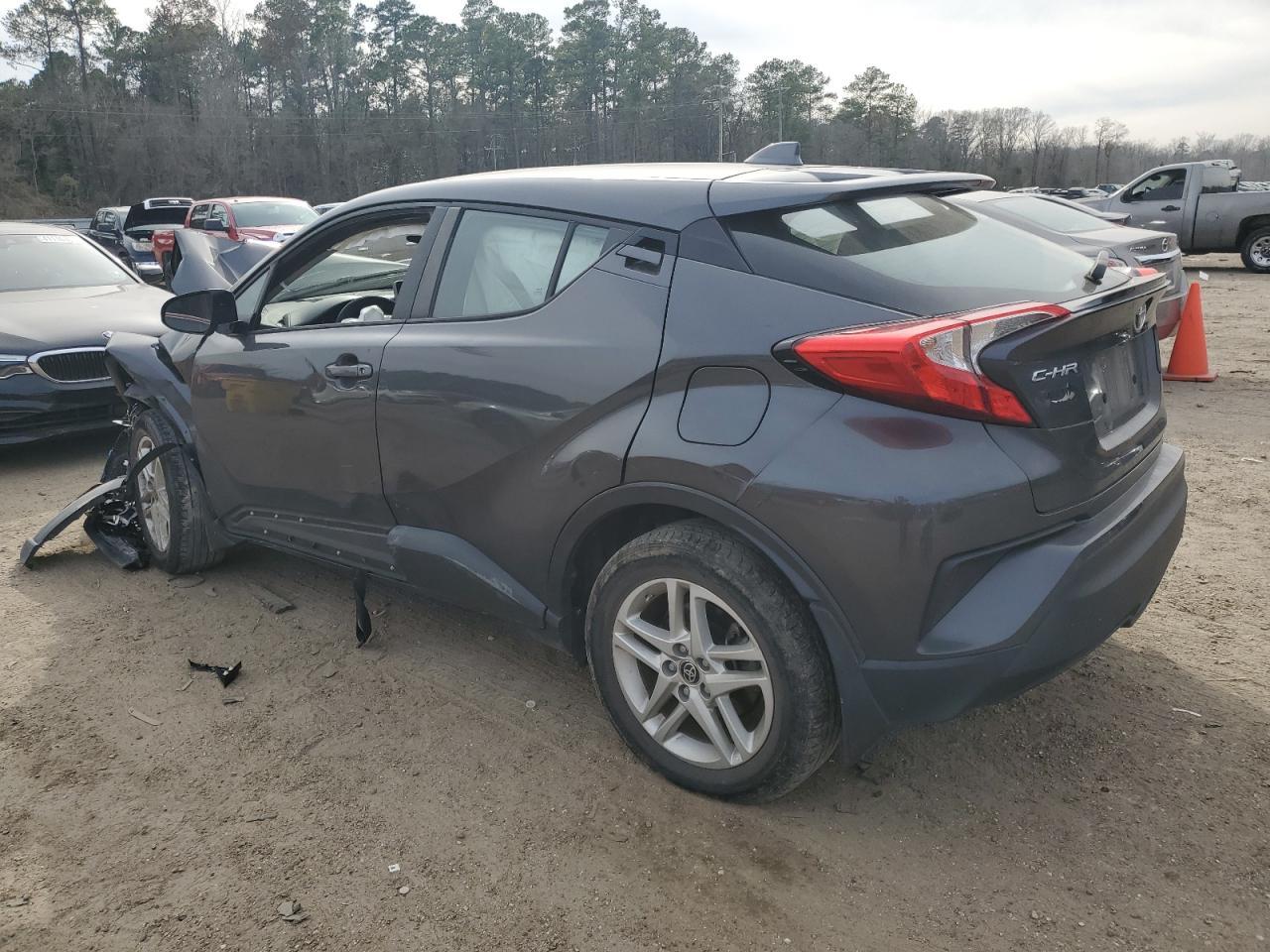 2021 TOYOTA C-HR XLE - Фото 2