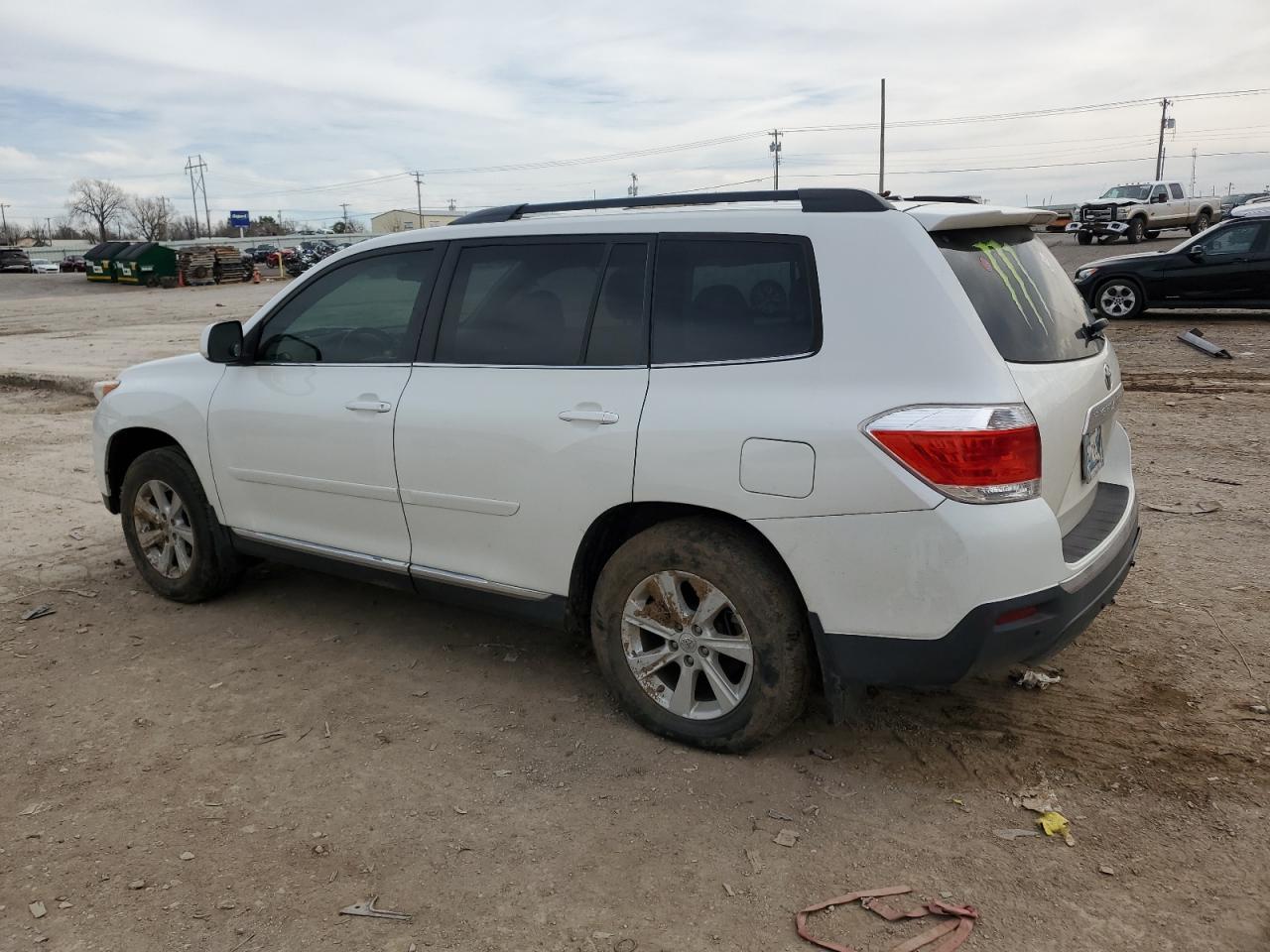 2012 TOYOTA HIGHLANDER - Image 2