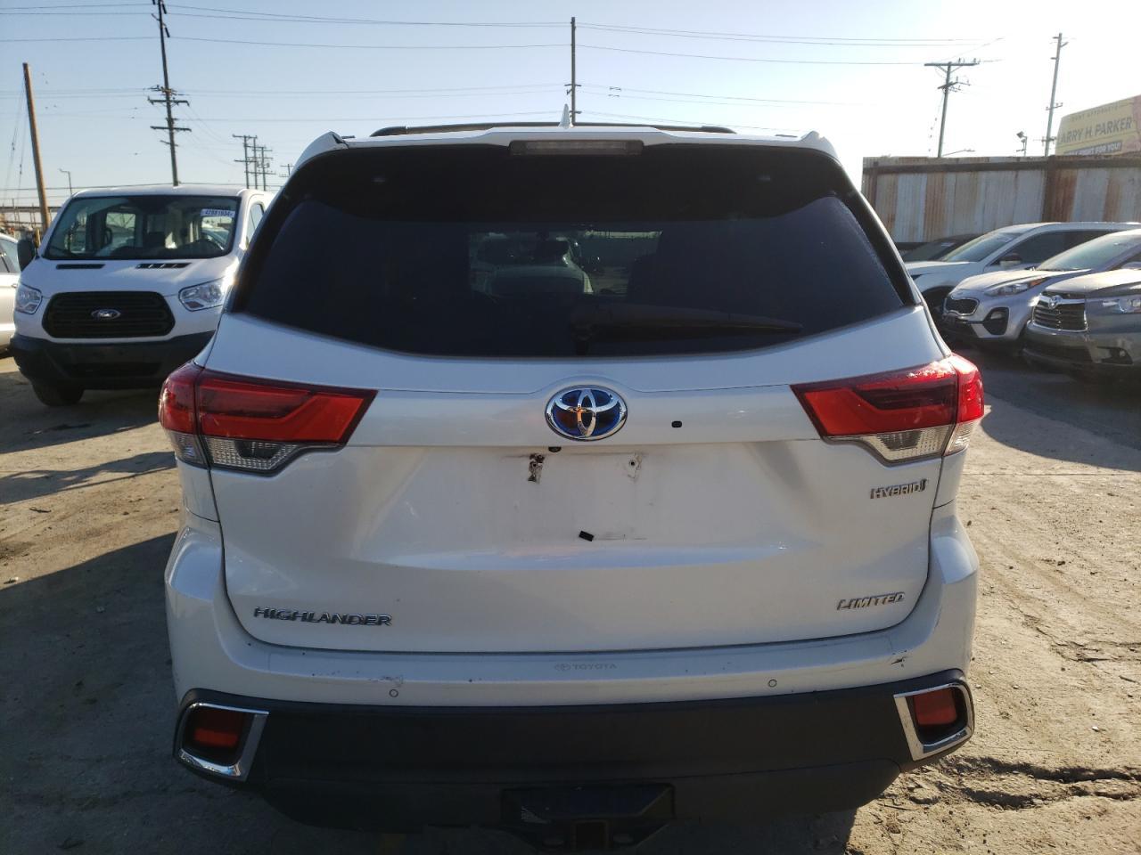 2018 TOYOTA HIGHLANDER - Image 6