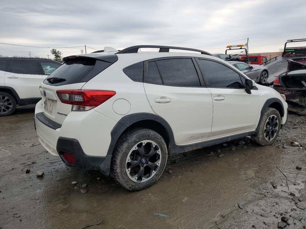 2021 SUBARU CROSSTREK - Фото 3