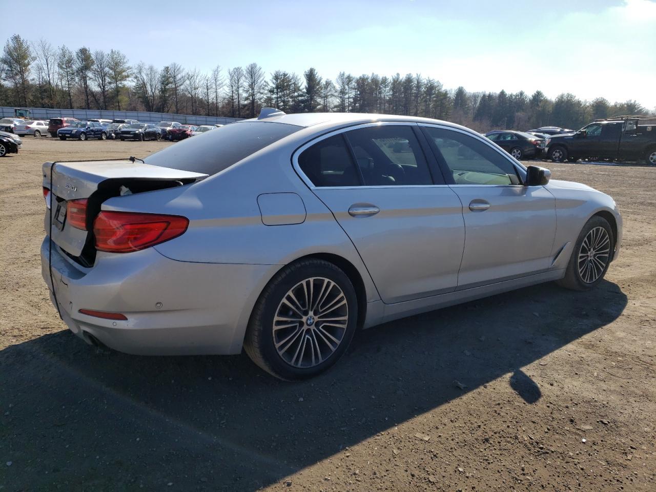 2018 BMW 530 XI - Image 3