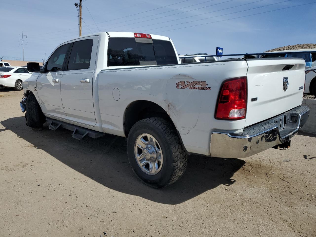 2017 RAM 2500 SLT - Image 2
