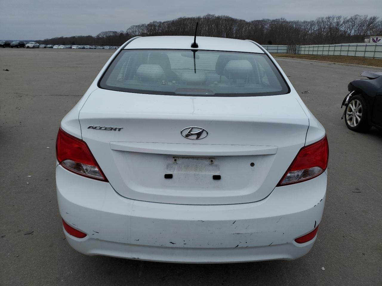 2017 HYUNDAI ACCENT SE - Image 6