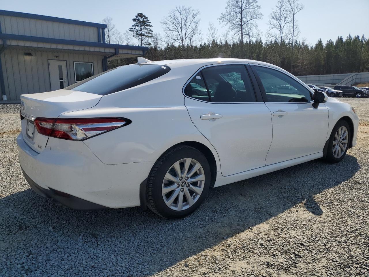 2019 TOYOTA CAMRY L - Image 3