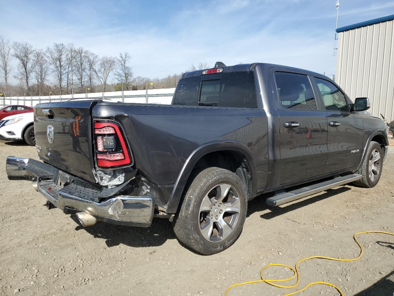 2019 RAM 1500 LARAM - Фото 3