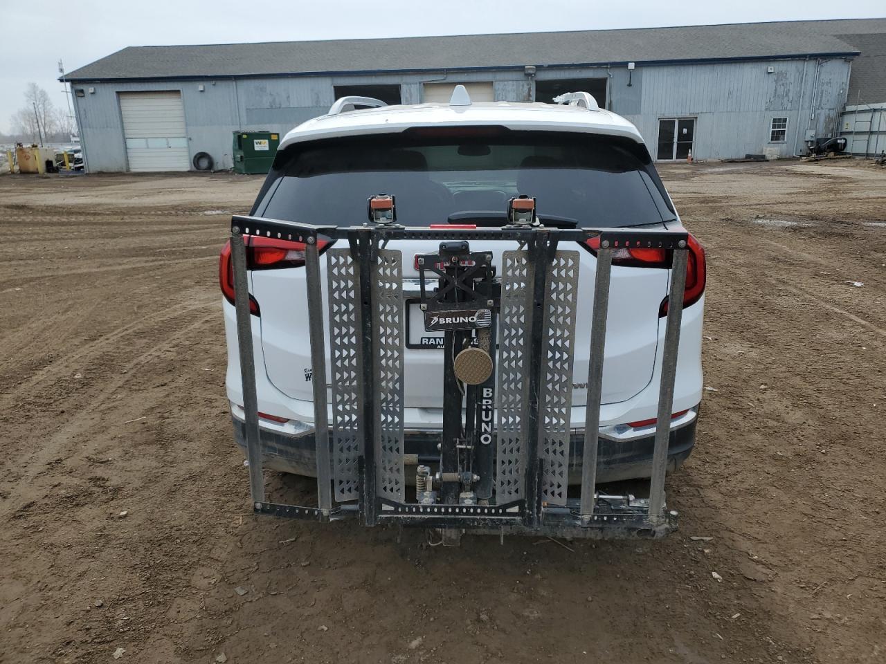 2021 GMC TERRAIN SL - Фото 6