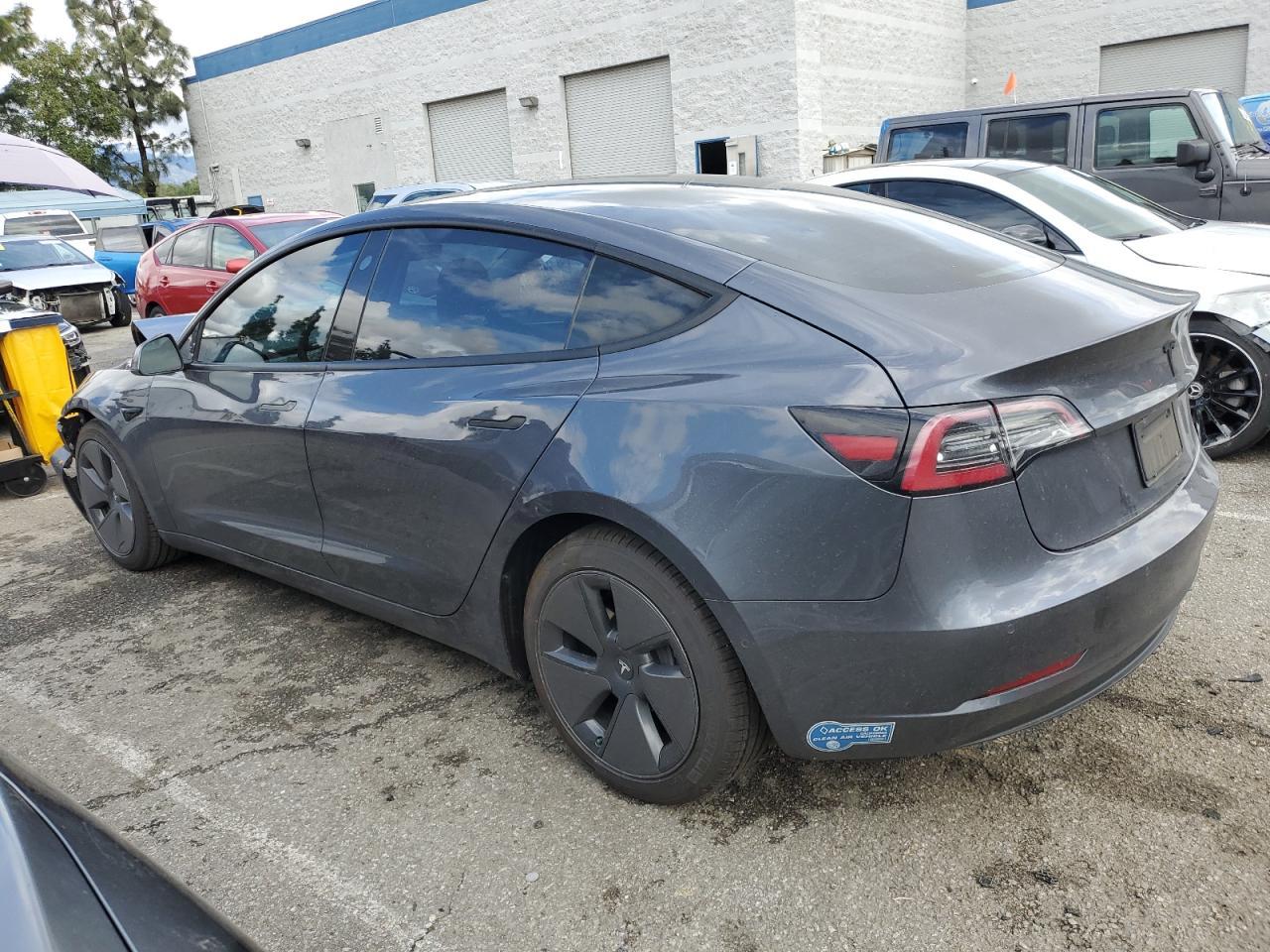 2021 TESLA MODEL 3 - Фото 2