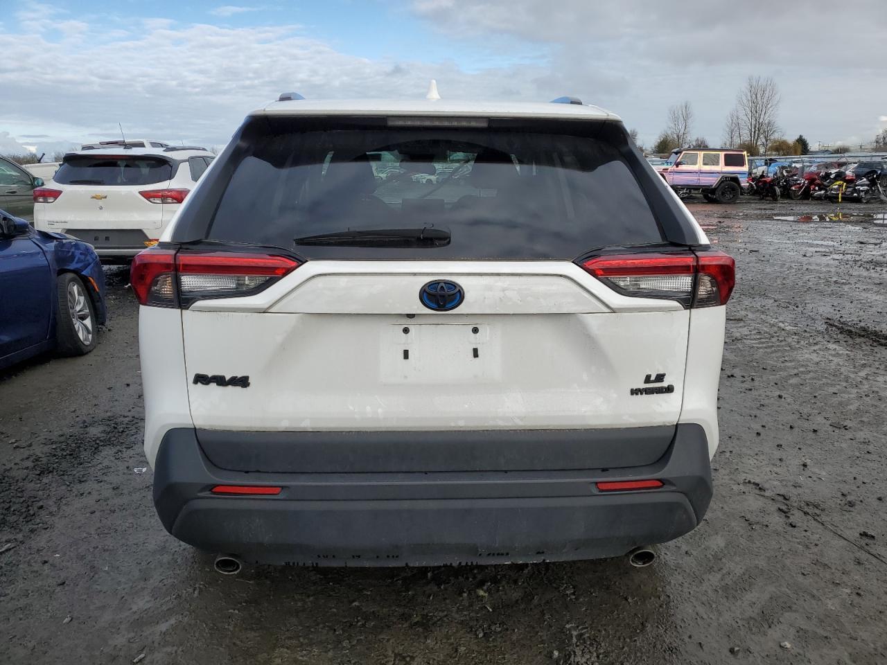 2021 TOYOTA RAV4 LE - Image 6